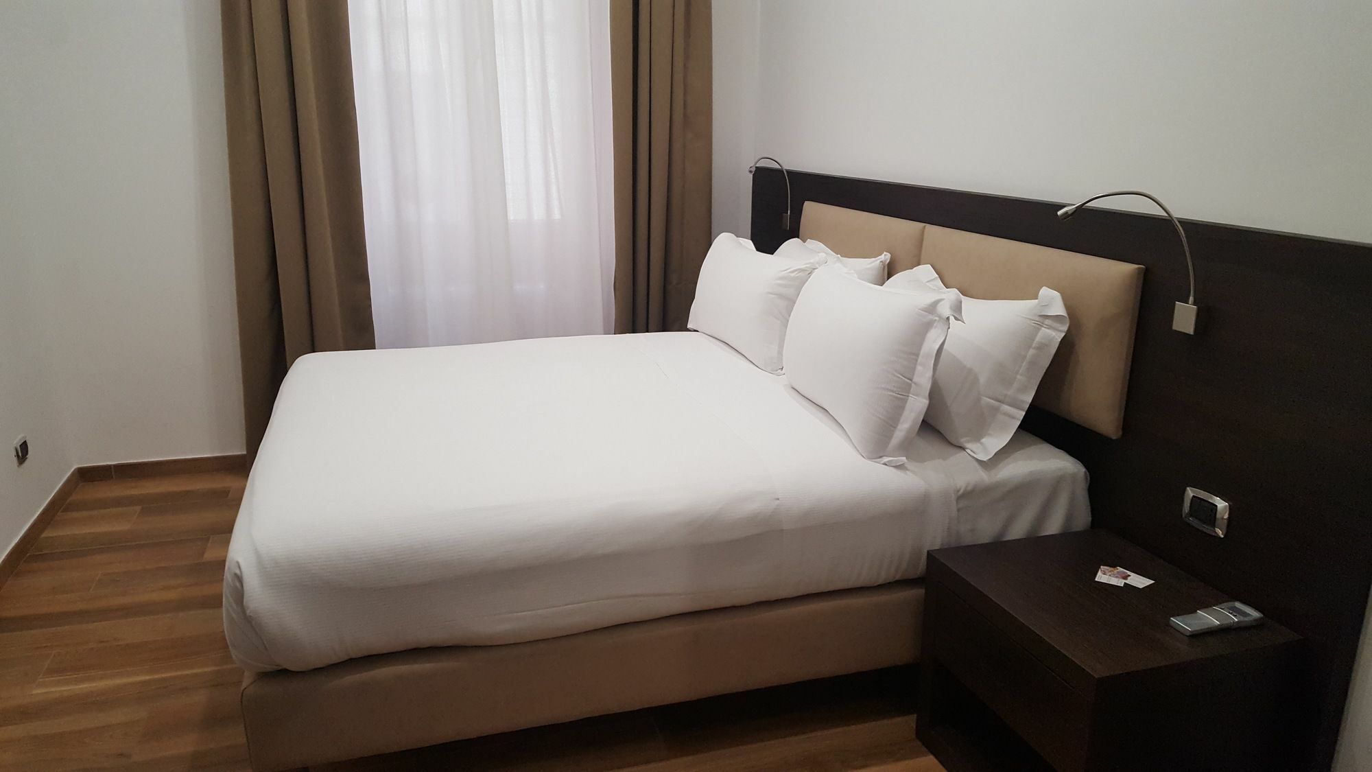 Una Finestra Su Monti Roma Ngoại thất bức ảnh